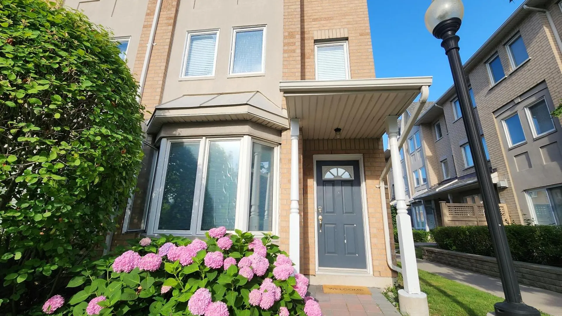 Scarborough Townhouse Apartment Toronto Homestay